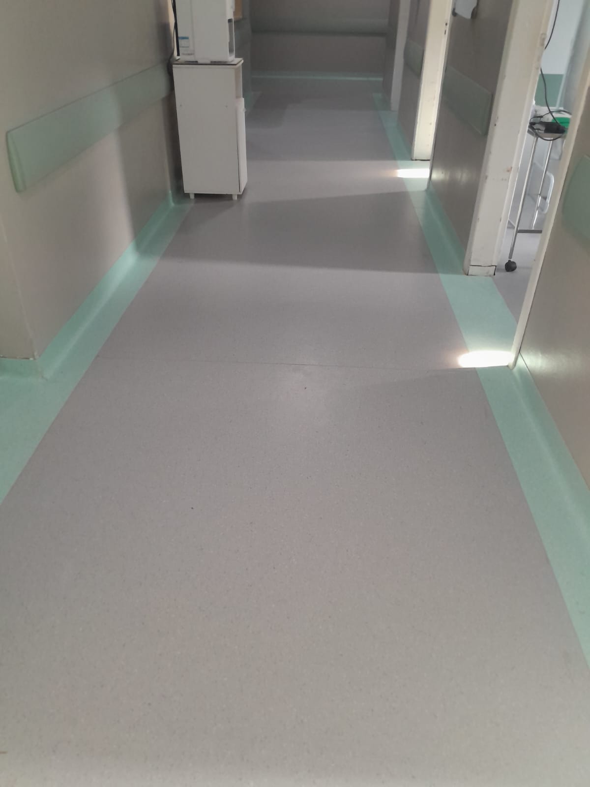 Piso hospitalar em sala clínica em Jaguaruna SC